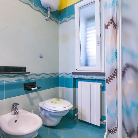Casa Al Mare Di Leo By Interhome Rosignano Solvay