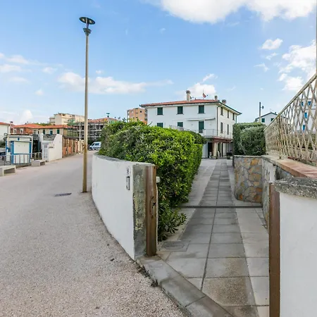 Casa Al Mare Di Leo By Interhome Apartment Rosignano Solvay